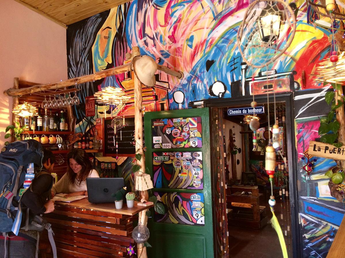 La Puerta Verde Hostel & Bar 乌玛瓦卡 外观 照片